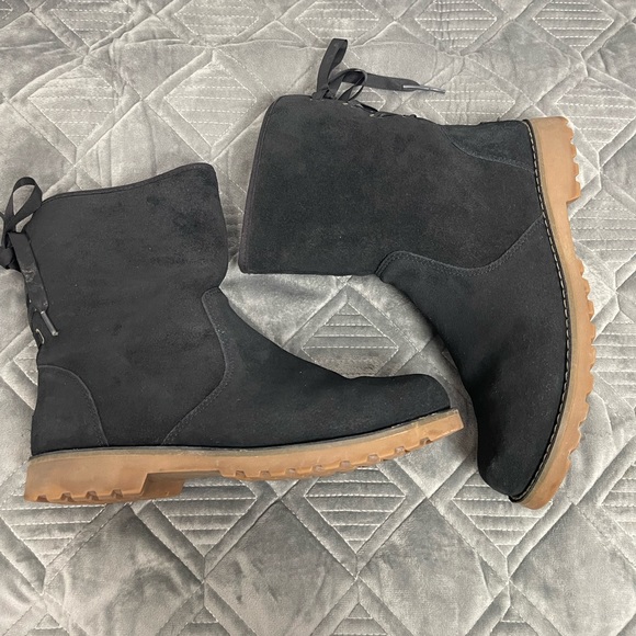 UGG Black Suede Lace Up Back Boot Size 6 - Picture 4 of 12